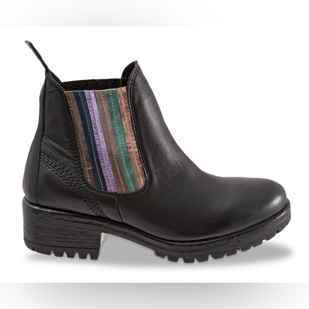 🌈 *NWOT* Bueno Chelsea Boots 42EU
